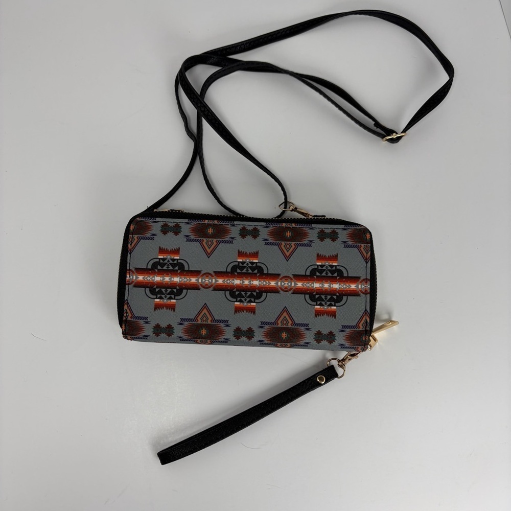 Southwestern Aztec Zip Wallet Crossbody Wristlet Gray & Rust
